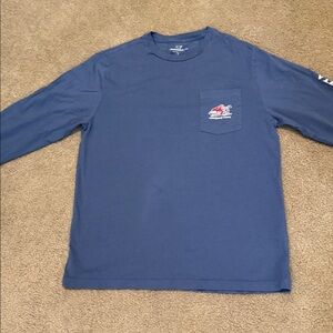 Vineyard Vines Blue Long Sleeve Tee With Winter Whale
